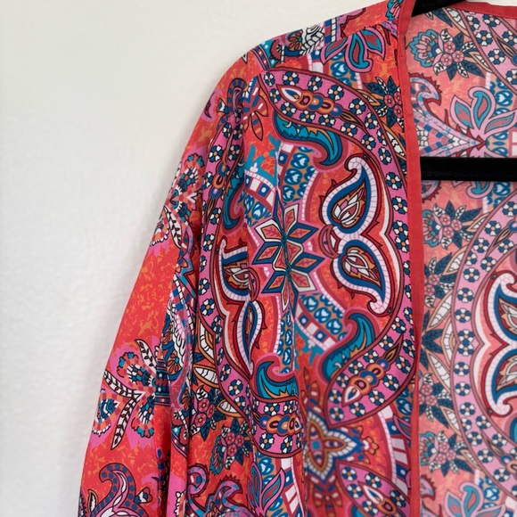 Feathers by Tolani | Vintage Anthropologie | Akari Kimono | One Size - Picture 5 of 12